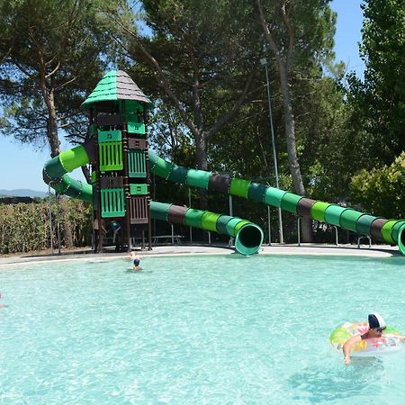 Camping Badiaccia Village Кастильоне-дель-Лаго Экстерьер фото