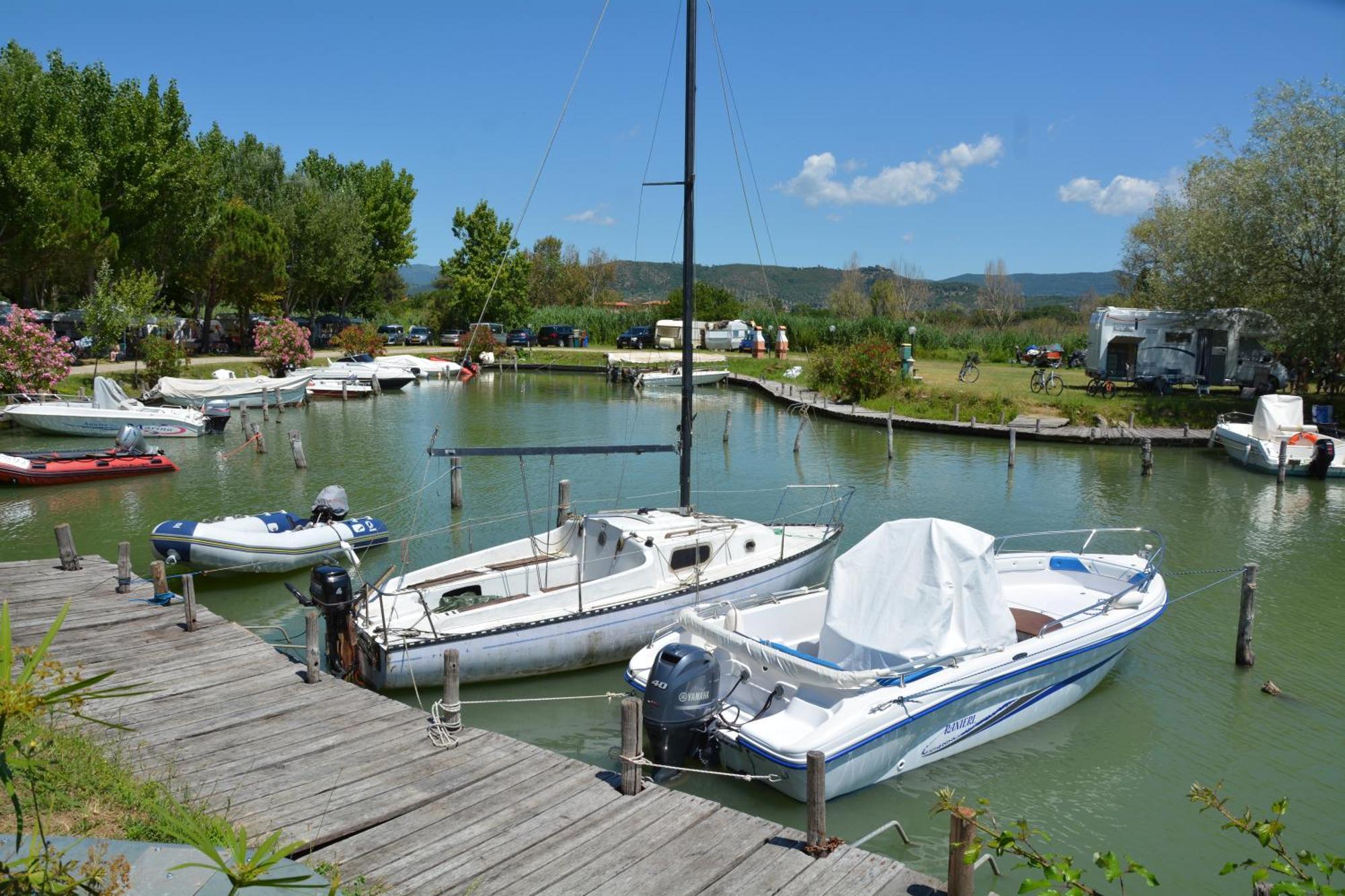 Camping Badiaccia Village Кастильоне-дель-Лаго Экстерьер фото