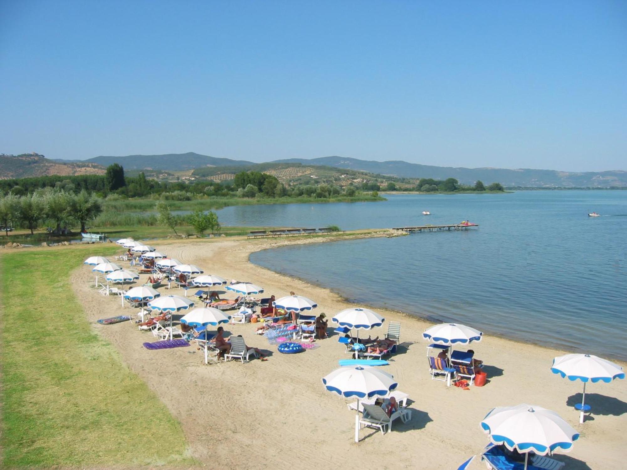 Camping Badiaccia Village Кастильоне-дель-Лаго Экстерьер фото