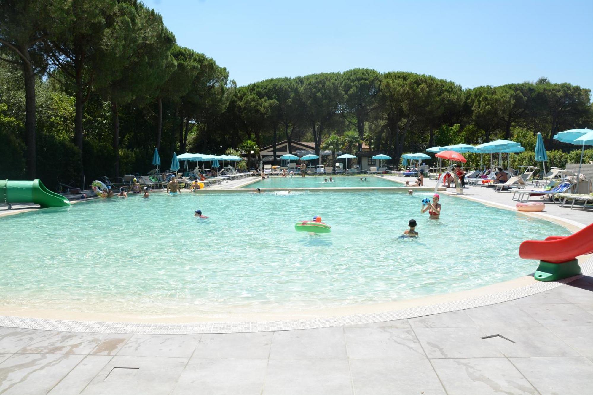 Camping Badiaccia Village Кастильоне-дель-Лаго Экстерьер фото