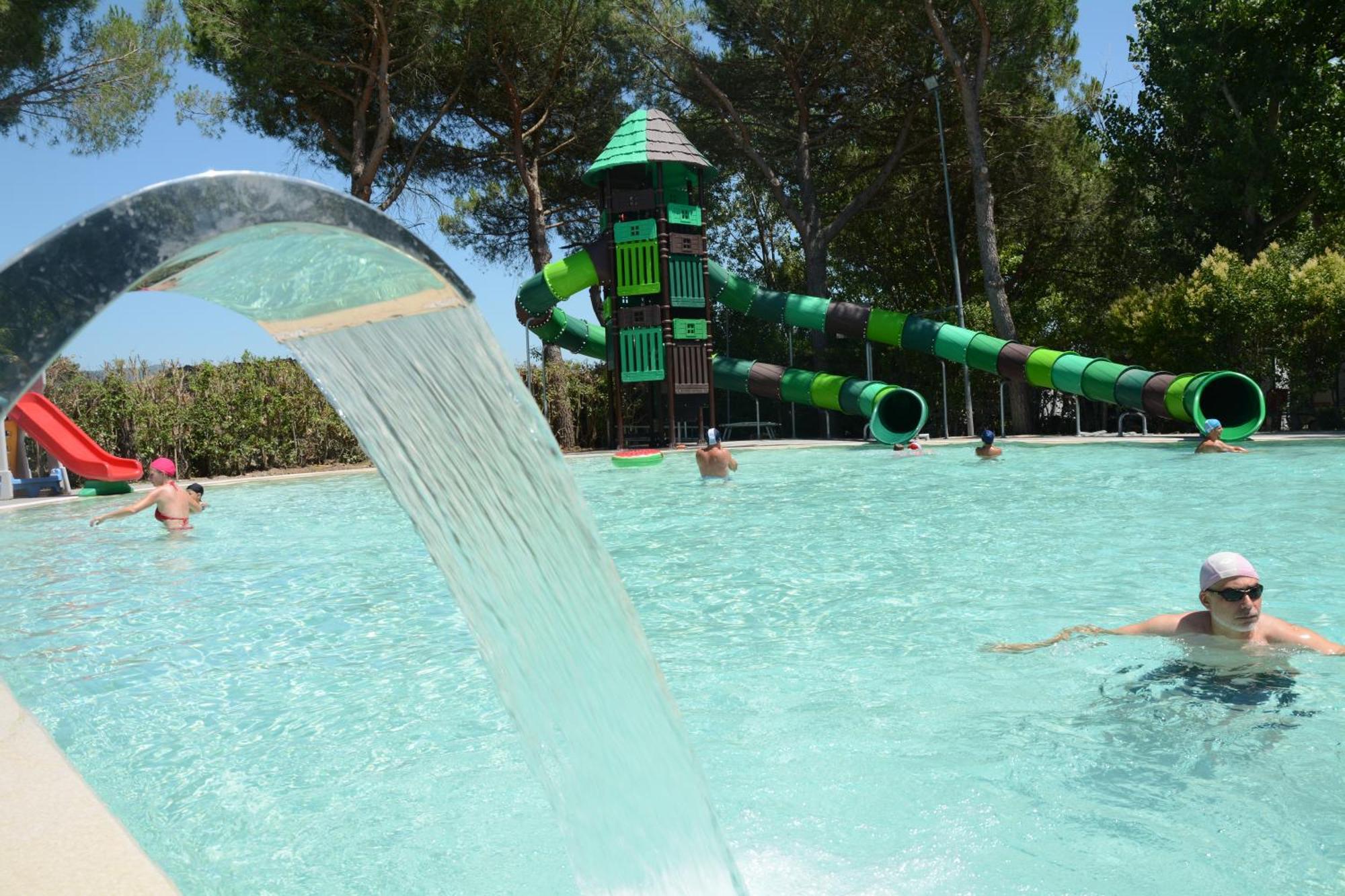 Camping Badiaccia Village Кастильоне-дель-Лаго Экстерьер фото